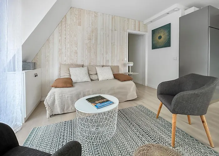 Calme Centre Piscine Chauffee & Tennis ! * Deauville