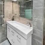 Apartment Calme Centre Piscine Chauffee & Tennis ! *