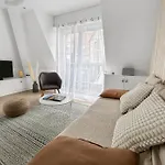 Calme Centre Piscine Chauffee & Tennis ! Apartment Deauville
