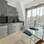 Apartment Calme Centre Piscine Chauffee & Tennis ! *