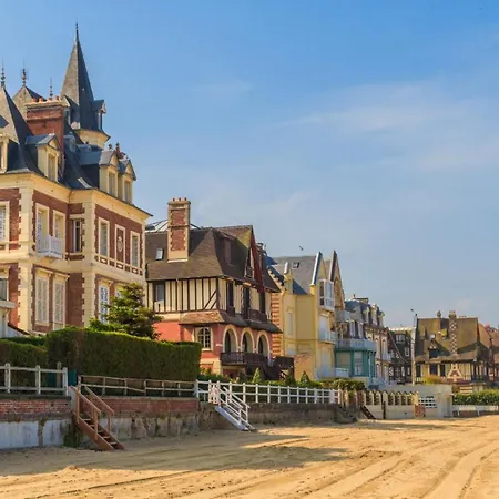 Appartement Calme Centre Piscine Chauffee & Tennis ! Deauville
