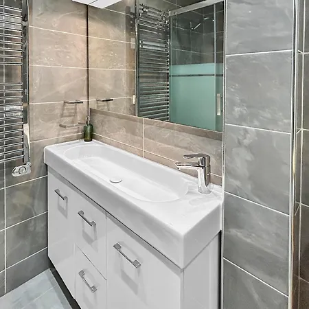 Apartamento Calme Centre Piscine Chauffée&tennis ! *