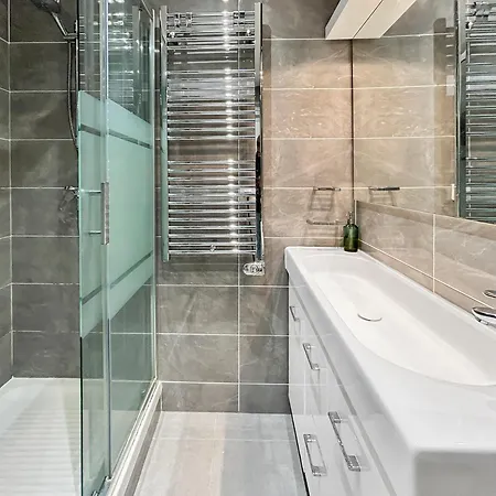 Calme Centre Piscine Chauffée&tennis ! *