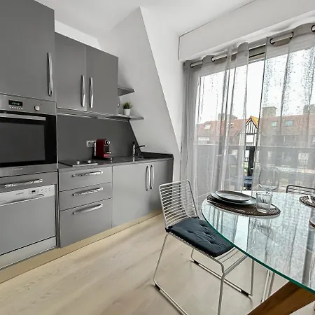 Appartement Calme Centre Piscine Chauffee & Tennis ! *