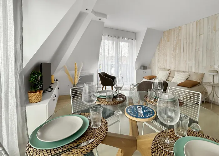 Calme Centre Piscine Chauffee & Tennis ! *