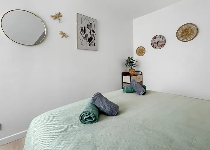 Calme Centre Piscine Chauffee & Tennis ! דירה דוביל